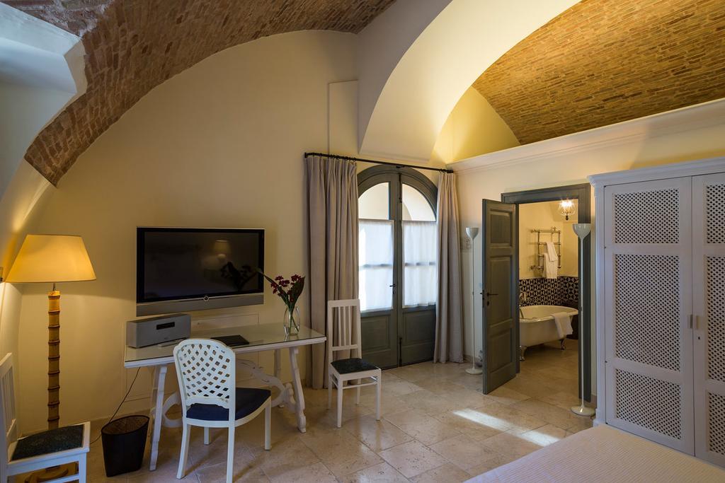 Palazzo Margherita Bernalda Εξωτερικό φωτογραφία