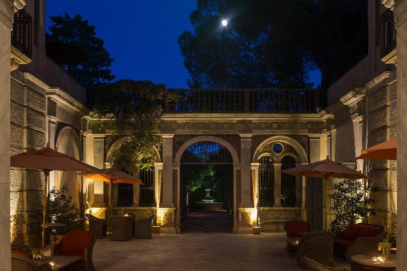 Palazzo Margherita Bernalda Εξωτερικό φωτογραφία